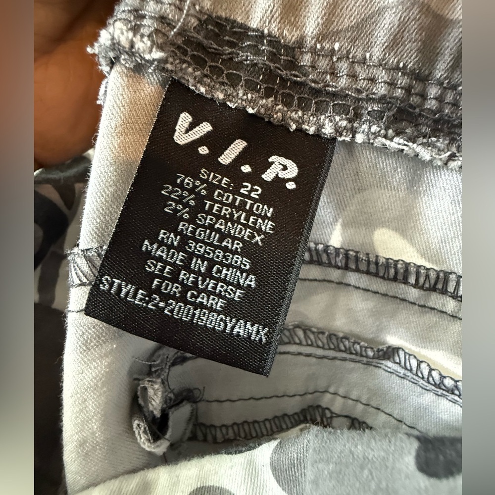 VIP Black & White Camouflage Joggers 22 - Picture 7 of 10